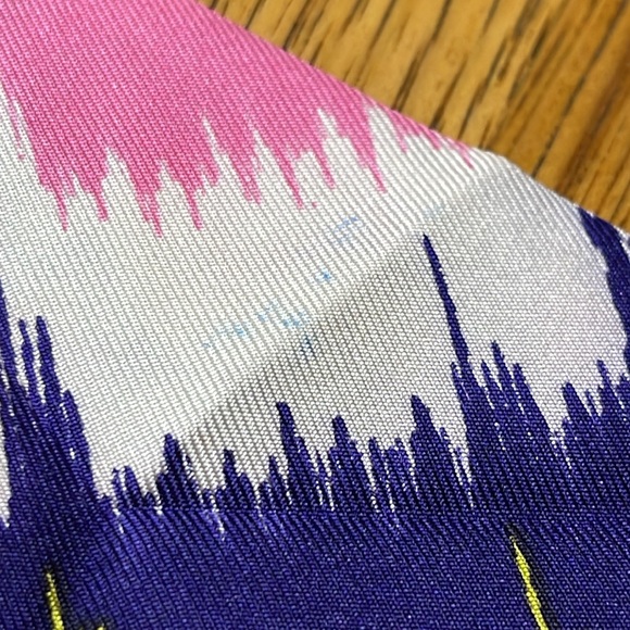 HTF COACH IKAT SIGNATURE SILK SCARF - Picture 6 of 7